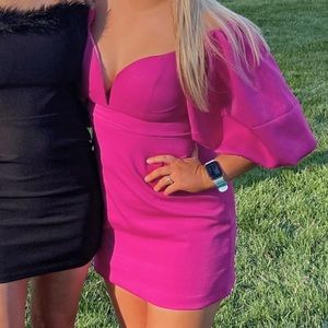 Formal Impressions boutique Puff sleeve mini dress in magenta size medium